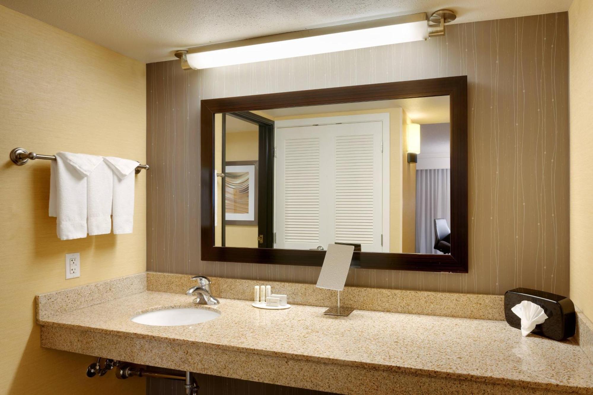 Courtyard By Marriott Salt Lake City Sandy Exteriér fotografie